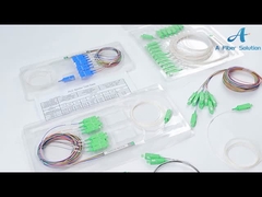 1×4 divisor de la fibra óptica del SC APC, divisor de la manera del PLC 4 de Mini Type para la televisión por cable