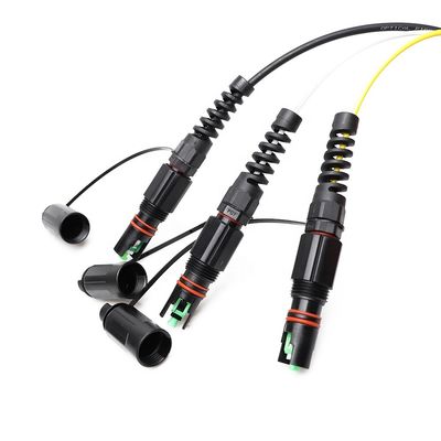 La solución de la prenda impermeable FTTH del SC APC reforzó con el conector de Optitap H