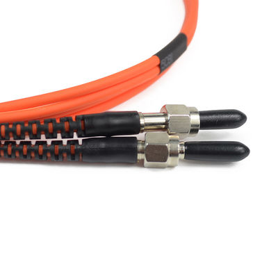 Cordón de remiendo a una cara industrial del cable de la fibra de FTTH con el conector de SMA 905