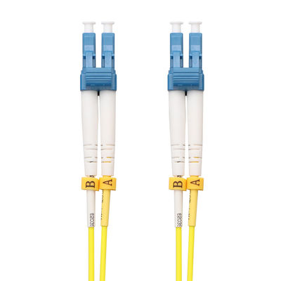 Cable amarillo del remiendo de la fibra con varios modos de funcionamiento, cordón de remiendo ST FC del SC LC de APC de la PC del UPC de 3 metros