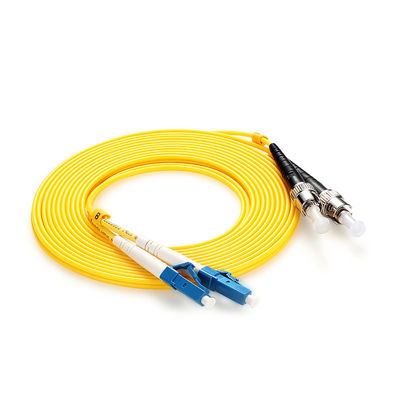 Cordón de remiendo del cable de fribra óptica del SC UPC para el medios convertidor interior