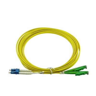 E2000 Cables de parche de fibra para LC/ SC/ FC/ ST/ MU/ MTRJ/ MPO/ DIN/ SMA/ D4/ SFF
