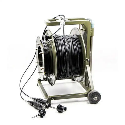 Carrete de cable de fibra óptica retráctil portátil con longitud 100M 200M 500M Cordón de parche de fibra óptica táctica blindada